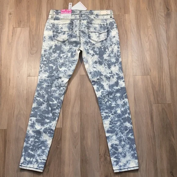 Almost Famous Skinny jean w striped splatter bleach print retro size 7 - Picture 12 of 16
